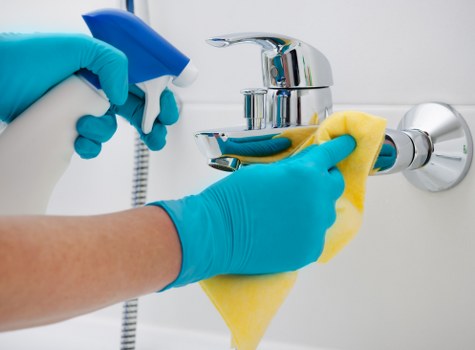 Deep carpet cleaning equipment in a SE23 property